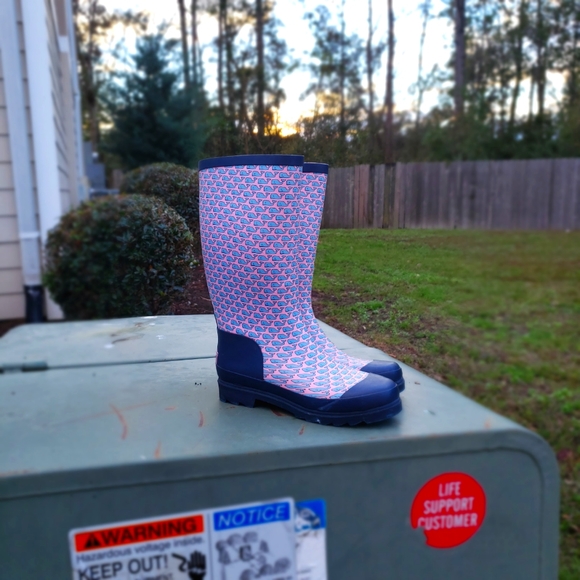 Vineyard Vines Shoes - Vinyard Vines Rain Boots Size 9